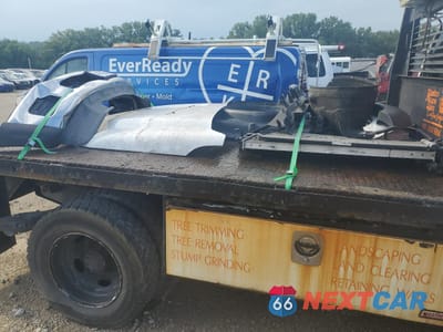 Zdjęcie 12 z 13 samochodu: 2012 FORD F550 SUPER DUTY VIN:1FDUF5HT5CED20350 - miniatura