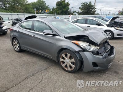 Czwarte zdjęcie samochodu z boku: 2013 HYUNDAI ELANTRA GLS VIN:5NPDH4AE9DH160625 - miniatura