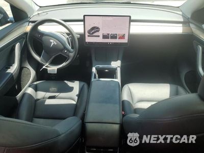 Zdjęcie 8 z 13 samochodu: 2023 TESLA MODEL Y VIN:7SAYGDEE2PA058214 - miniatura