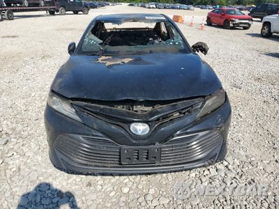 Piąte zdjęcie samochodu w środku: 2018 TOYOTA CAMRY HYBRID VIN:4T1B21HK5JU005053 - miniatura
