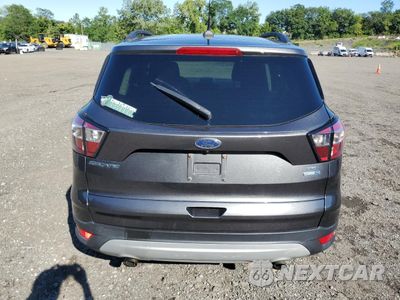 Zdjęcie 6 z 14 samochodu: 2018 FORD ESCAPE SE VIN:1FMCU9GD2JUD33157 - miniatura