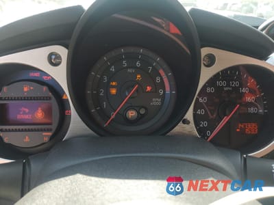 Zdjęcie 9 z 15 samochodu: 2014 NISSAN 370Z BASE VIN:JN1AZ4EH2EM637118 - miniatura