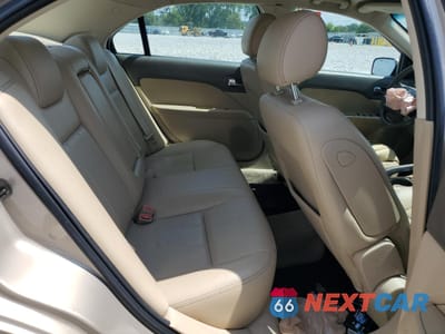 Zdjęcie 10 z 13 samochodu: 2008 MERCURY MILAN PREMIER VIN:3MEHM08108R653037 - miniatura