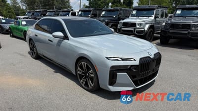 Zdjęcie 15 z 15 samochodu: 2023 BMW 740 I VIN:WBA23EH00PCM28450 - miniatura