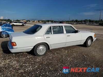 Trzecie zdjęcie samochodu z tyłu: 1989 MERCEDES-BENZ 300 SEL VIN:WDBCA25D4KA491847 - miniatura
