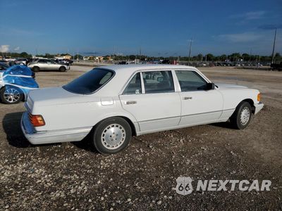 Trzecie zdjęcie samochodu z tyłu: 1989 MERCEDES-BENZ 300 SEL VIN:WDBCA25D4KA491847 - miniatura