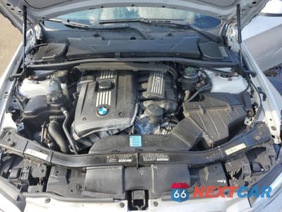 Zdjęcie 11 z 12 samochodu: 2009 BMW 328 I SULEV VIN:WBAWR33579P343978 - miniatura