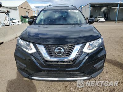 Piąte zdjęcie samochodu w środku: 2020 NISSAN ROGUE S VIN:JN8AT2MVXLW140012 - miniatura