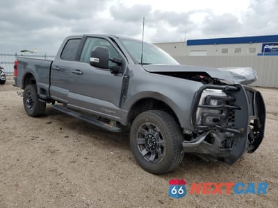 Czwarte zdjęcie samochodu z boku: 2024 FORD F250 SUPER DUTY VIN:1FT8W2BT7REE19029 - miniatura