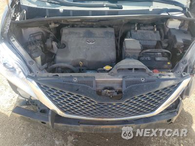 Zdjęcie 12 z 16 samochodu: 2012 TOYOTA SIENNA SPORT VIN:5TDXK3DC5CS206270 - miniatura