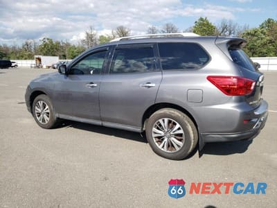 Drugie zdjęcie samochodu z przodu: 2017 NISSAN PATHFINDER S VIN:5N1DR2MM5HC614967 - miniatura