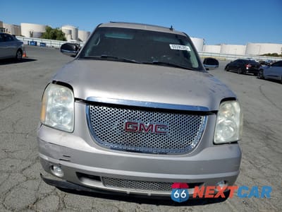 Piąte zdjęcie samochodu w środku: 2007 GMC YUKON DENALI VIN:1GKFK63817J138292 - miniatura