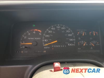 Zdjęcie 9 z 12 samochodu: 1999 CHEVROLET GMT-400 C3500 VIN:1GCHC33F7XF066774 - miniatura