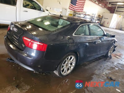 Trzecie zdjęcie samochodu z tyłu: 2012 AUDI A5 PREMIUM VIN:WAUCFAFR3CA003784 - miniatura