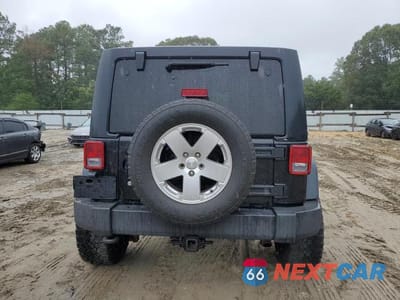 Zdjęcie 6 z 14 samochodu: 2013 JEEP WRANGLER UNLIMITED SPORT VIN:1C4BJWDG3DL556498 - miniatura