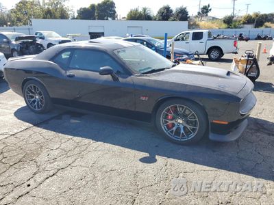 Czwarte zdjęcie samochodu z boku: 2016 DODGE CHALLENGER SRT 392 VIN:2C3CDZDJ0GH177327 - miniatura