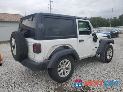Trzecie zdjęcie samochodu z tyłu: 2023 JEEP WRANGLER SPORT VIN:1C4HJXAG0PW677402 - miniatura