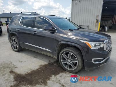 Czwarte zdjęcie samochodu z boku: 2019 GMC ACADIA DENALI VIN:1GKKNPLS1KZ152954 - miniatura
