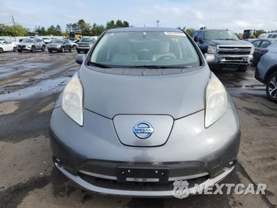 Piąte zdjęcie samochodu w środku: 2016 NISSAN LEAF S VIN:1N4AZ0CP0GC303667 - miniatura