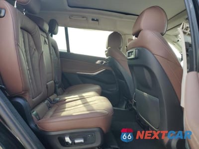 Zdjęcie 11 z 13 samochodu: 2021 BMW X7 XDRIVE40I VIN:5UXCW2C0XM9F32300 - miniatura