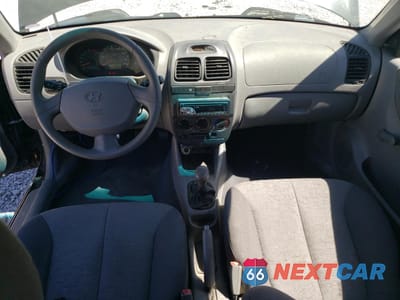 Zdjęcie 8 z 15 samochodu: 2003 HYUNDAI ACCENT GL VIN:KMHCG45C43U465134 - miniatura