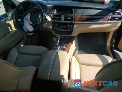 Zdjęcie 8 z 14 samochodu: 2013 BMW X5 XDRIVE35I VIN:5UXZV4C54D0B07504 - miniatura