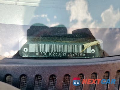 Zdjęcie 12 z 12 samochodu: 2002 CHEVROLET SILVERADO C2500 HEAVY DUTY VIN:1GCHC23U22F138966 - miniatura