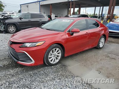 2024 TOYOTA CAMRY LE 4T1R11AK8RU228212 - główne zdjęcie licytacji z USA - miniatura