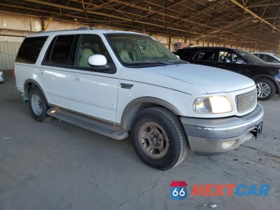 Czwarte zdjęcie samochodu z boku: 2000 FORD EXPEDITION EDDIE BAUER VIN:1FMEU17L7YLB06984 - miniatura