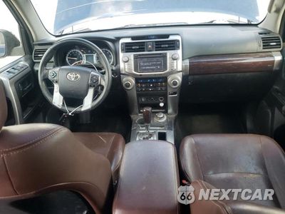 Zdjęcie 8 z 13 samochodu: 2015 TOYOTA 4RUNNER SR5/SR5 PREMIUM VIN:JTEBU5JR2F5220626 - miniatura