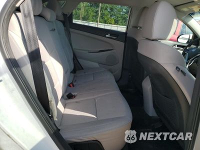 Zdjęcie 11 z 14 samochodu: 2020 HYUNDAI TUCSON SE VIN:KM8J2CA40LU211046 - miniatura