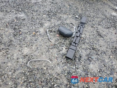 Zdjęcie 13 z 15 samochodu: 2001 VOLVO V40 1.9T VIN:YV1VW29551F673308 - miniatura