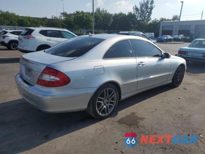 Trzecie zdjęcie samochodu z tyłu: 2008 MERCEDES-BENZ CLK 350 VIN:WDBTJ56H48F250482 - miniatura