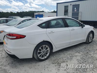 Trzecie zdjęcie samochodu z tyłu: 2020 FORD FUSION SE VIN:3FA6P0LU8LR177068 - miniatura