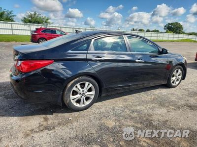 Trzecie zdjęcie samochodu z tyłu: 2013 HYUNDAI SONATA SE VIN:5NPEC4AC2DH635162 - miniatura