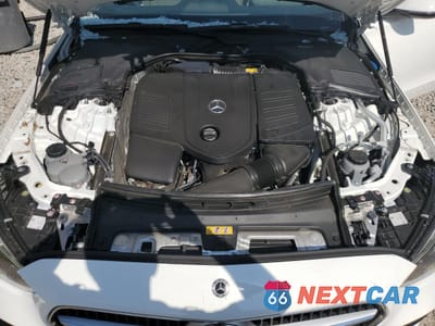 Zdjęcie 11 z 13 samochodu: 2024 MERCEDES-BENZ C 300 4MATIC VIN:W1KAF4HB1RR171595 - miniatura