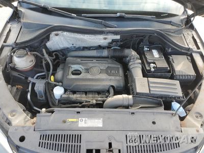 Zdjęcie 12 z 13 samochodu: 2017 VOLKSWAGEN TIGUAN S VIN:WVGBV7AXXHK043433 - miniatura