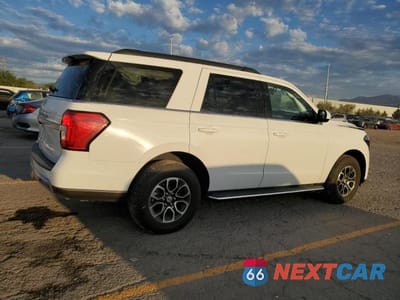 Trzecie zdjęcie samochodu z tyłu: 2023 FORD EXPEDITION VIN:1FMJU1J84PEA59189 - miniatura