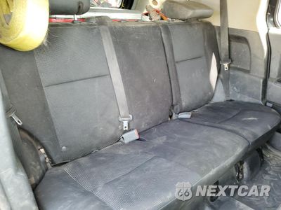 Zdjęcie 11 z 16 samochodu: 2014 TOYOTA FJ CRUISER VIN:JTEBU4BF7EK201682 - miniatura