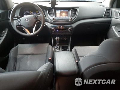 Zdjęcie 8 z 16 samochodu: 2018 HYUNDAI TUCSON SEL VIN:KM8J33A41JU664800 - miniatura