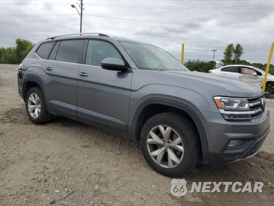 Czwarte zdjęcie samochodu z boku: 2018 VOLKSWAGEN ATLAS SE VIN:1V2DP2CA4JC592949 - miniatura