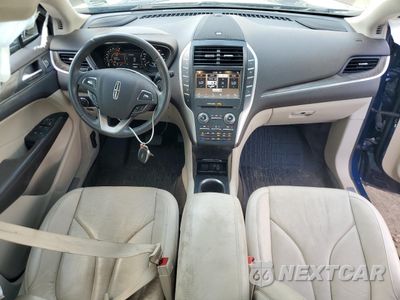 Zdjęcie 8 z 14 samochodu: 2018 LINCOLN MKC RESERVE VIN:5LMCJ3D96JUL00603 - miniatura