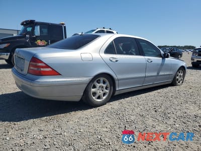 Trzecie zdjęcie samochodu z tyłu: 2000 MERCEDES-BENZ S 430 VIN:WDBNG70J0YA089057 - miniatura