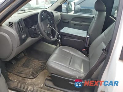 Zdjęcie 7 z 12 samochodu: 2013 CHEVROLET SILVERADO C1500 VIN:1GCNCPEX9DZ900229 - miniatura
