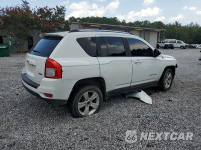 Trzecie zdjęcie samochodu z tyłu: 2011 JEEP COMPASS SPORT SPORT VIN:1J4NT1FA6BD139638 - miniatura