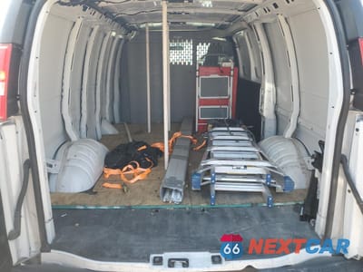 Zdjęcie 10 z 13 samochodu: 2021 CHEVROLET EXPRESS G3500 VIN:1GCZGGFP5M1241522 - miniatura