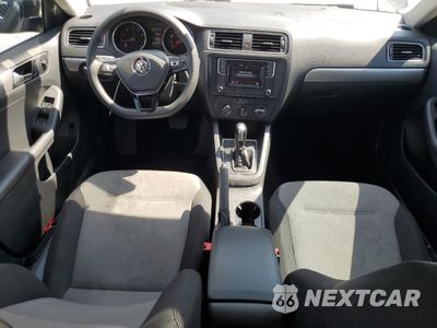 Zdjęcie 8 z 15 samochodu: 2017 VOLKSWAGEN JETTA S VIN:3VW2B7AJ2HM377244 - miniatura
