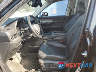 Zdjęcie 7 z 12 samochodu: 2024 TOYOTA GRAND HIGHLANDER XLE VIN:5TDACAB58RS012708 - miniatura