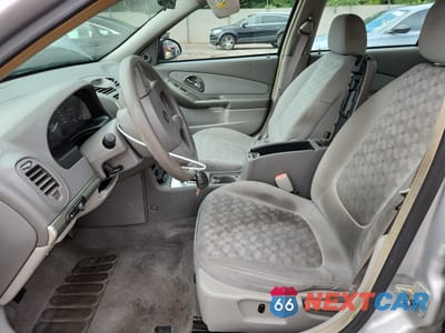 Zdjęcie 7 z 13 samochodu: 2005 CHEVROLET MALIBU LS VIN:1G1ZT52875F132216 - miniatura