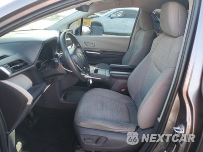 Zdjęcie 7 z 15 samochodu: 2021 TOYOTA SIENNA LE VIN:5TDKRKECXMS074476 - miniatura